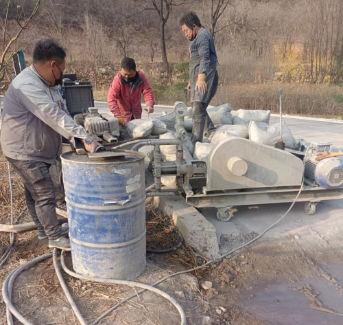 新邵路面下沉注浆